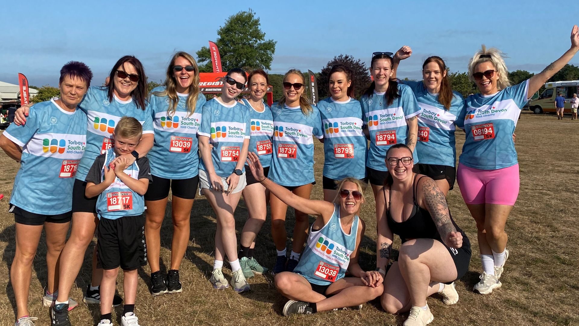 Group photo of the Tarr family and Emergency Department 5k team